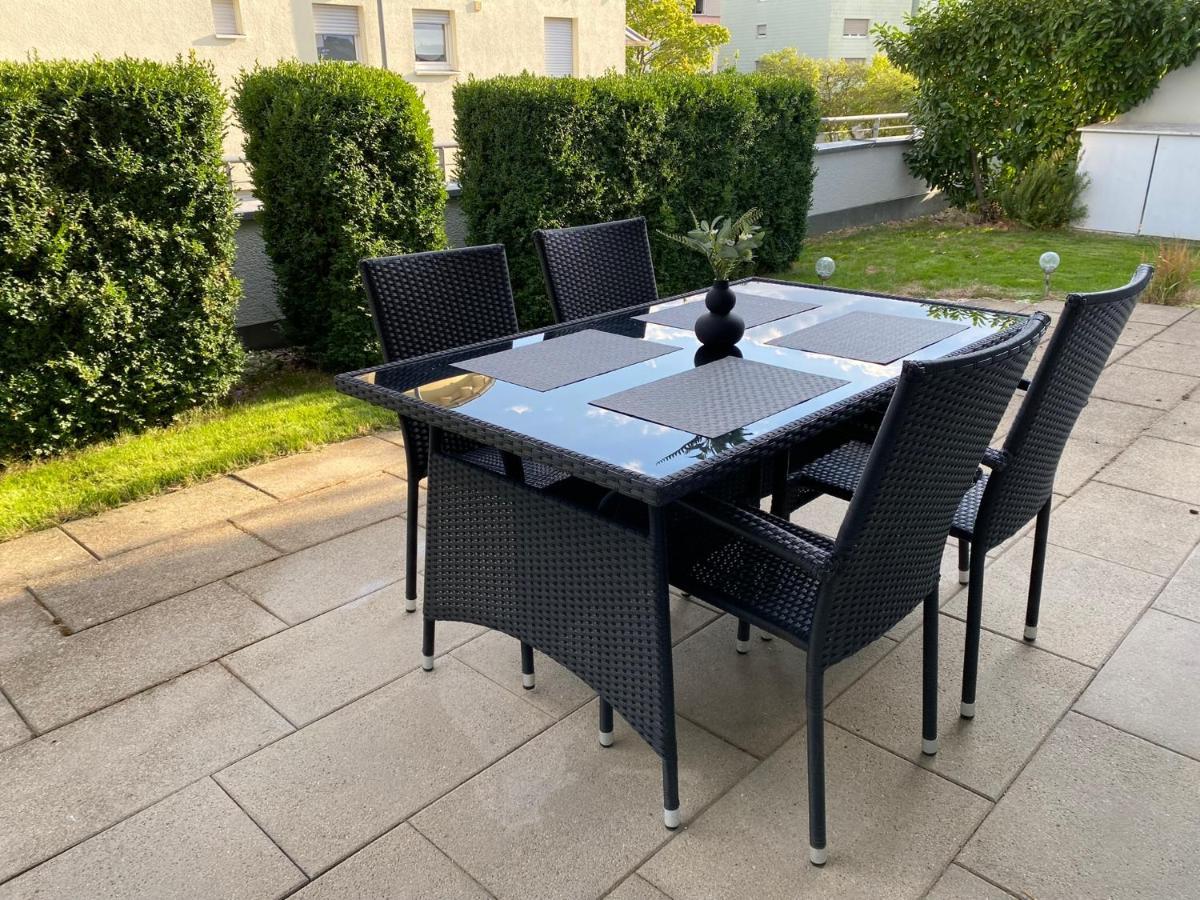 3 Zimmer Apartment In S-Bahn Naehe, 76 Qm, Max 5 Pers, 30Qm Dachterasse, Garage, Internet 1000 Mbit Gärtringen Dış mekan fotoğraf