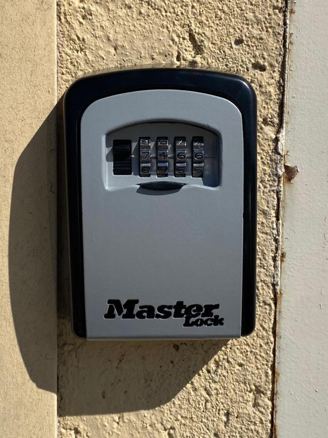 3 Zimmer Apartment In S-Bahn Naehe, 76 Qm, Max 5 Pers, 30Qm Dachterasse, Garage, Internet 1000 Mbit Gärtringen Dış mekan fotoğraf